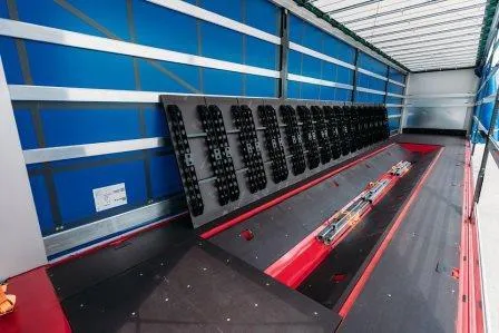 новый шторный полуприцеп Coil Master Strong Light для перевозки стальных рулонов.jpg