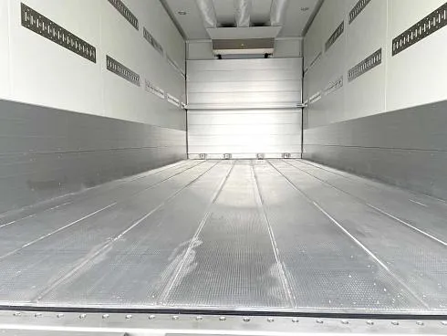 Фургон-рефрижератор HOWO T5G 4×2 280 л.с. АКПП