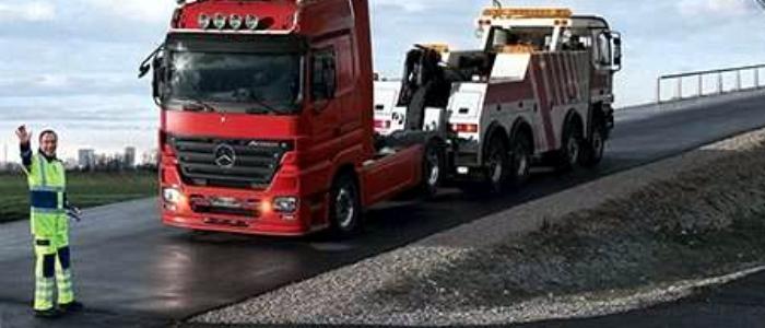 Mercedes-Benz продолжает поддерживать владельцев и водителей грузовиков