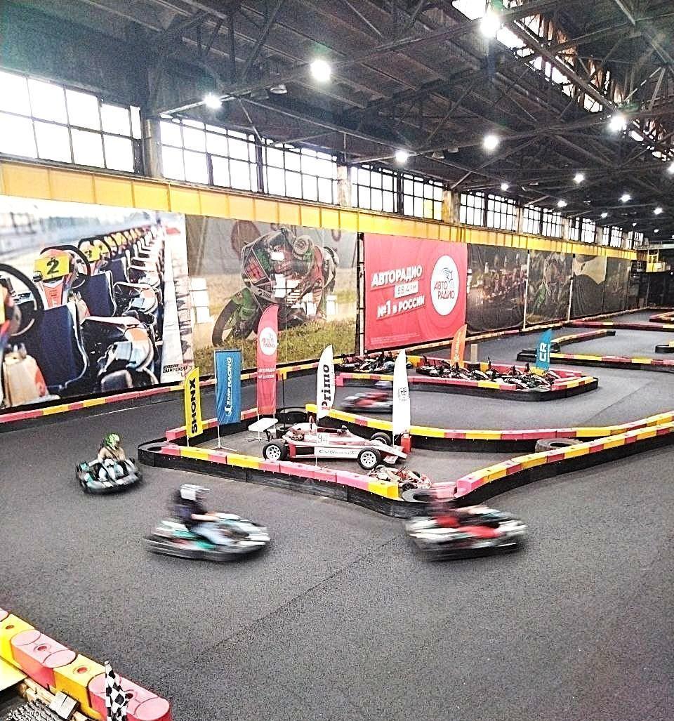 МБ Тракс СПБ и «Газпромнефть – Смазочные материалы» провели День клиента в картинг-центре