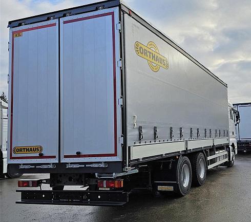 Автомобиль бортовой с тентом SITRAK | СИТРАК 6x2, 400 л.с. с АКПП
