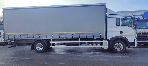Автомобиль бортовой с тентом HOWO T5G 4×2, 280 л.с. АКПП