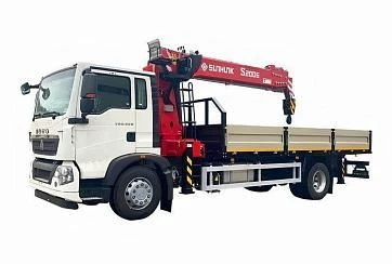 Автомобиль бортовой HOWO T5G 280 л.с 4x2 с КМУ SUNHUNK S2006 в белом цвете