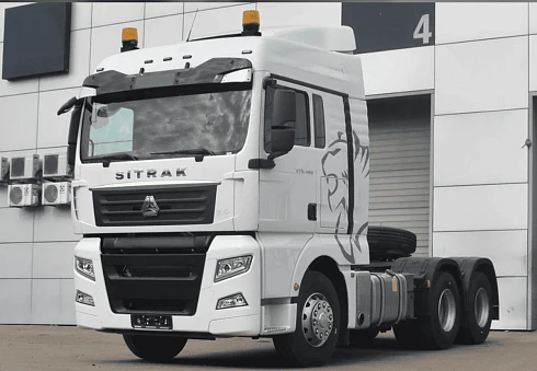 Седельный тягач SITRAK С7Н 6Х2 с АКПП, ADR в белом цвете