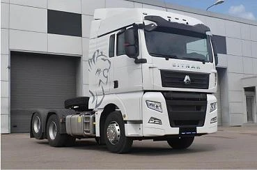 Седельный тягач SITRAK С7Н 6Х2 с АКПП, задней пневмой и ретардером в белом цвете