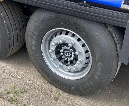 Шторный полуприцеп Krone SD, объем 93 куб. м