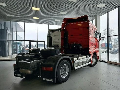 Контейнеровозная сцепка: тягач SITRAK C7H MAX 4х2 с полуприцепом-контейнеровозом Grunwald