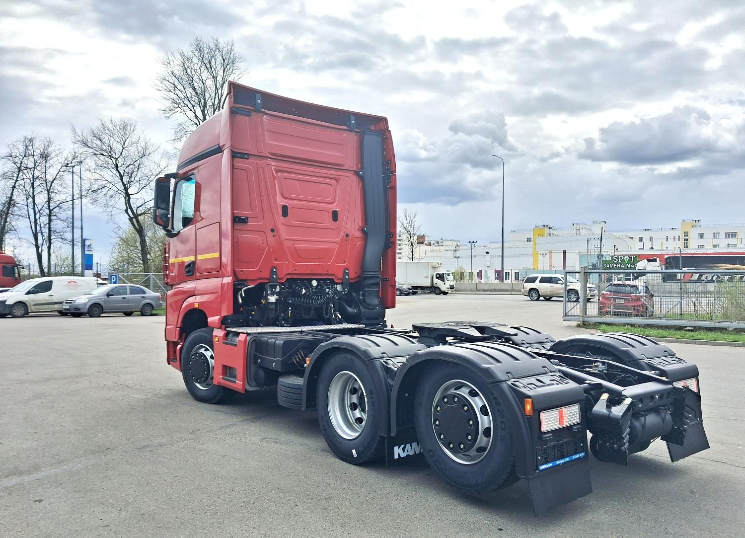 КАМАЗ-65659