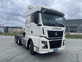 Седельный тягач SITRAK С7Н MAX 6Х4 с АКПП, задней пневмой и ретардером в белом цвете